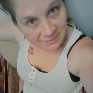 Meet your Posher, Rebekah